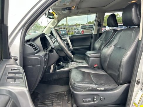 Used 2015 Toyota 4Runner Limited AWD/4WD image 27