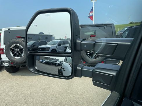 New 2025 Ford F550 4x4 Regular Cab Super Duty image 36