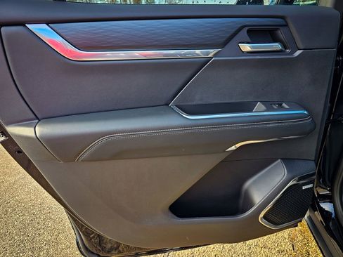 New 2026 GMC Acadia Elevation w/ Elevation Premium Package image 32