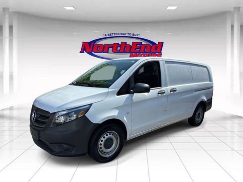 Used 2022 Mercedes-Benz Metris image 7
