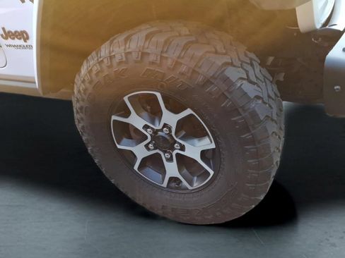 Used 2020 Jeep Wrangler Unlimited Rubicon AWD/4WD image 5