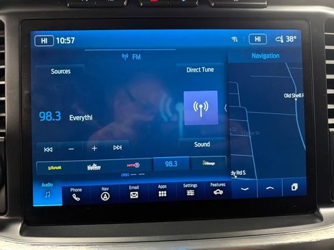 Used 2023 Ford F150 Lariat w/ Max Trailer Tow Package image 23