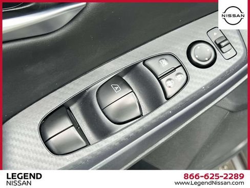 Certified 2023 Nissan Sentra SV FWD image 17