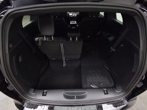 New 2027 Chrysler Pacifica Select FWD image 39