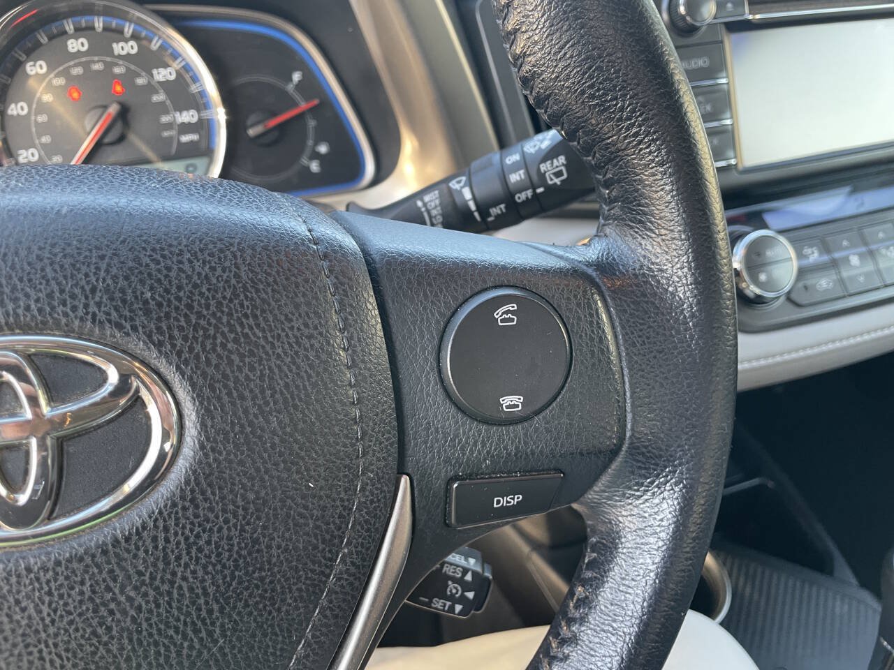 Used 2013 Toyota RAV4 Limited AWD/4WD image 16