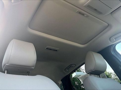 New 2026 MAZDA CX-90 Plug-In Hybrid w/ Preferred image 26