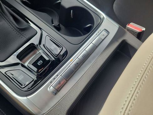 New 2026 Kia Carnival EX FWD image 36