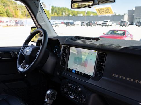 New 2025 Ford Bronco Badlands image 31