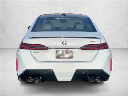 New 2026 BMW M5 w/ Carbon Package image 8