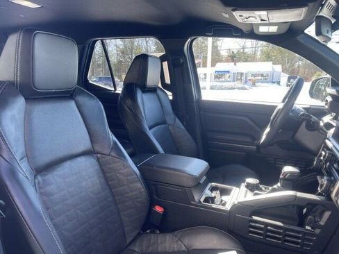 Used 2025 Toyota 4Runner TRD Sport Premium image 11