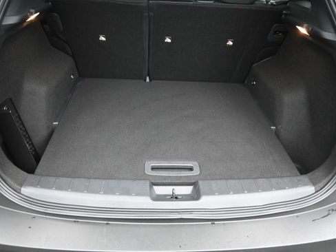 Certified 2025 Nissan Kicks SV image 13