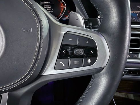 Used 2021 BMW X5 xDrive40i w/ M Sport Package image 33