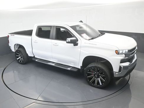 Used 2020 Chevrolet Silverado 1500 LT w/ All-Star Edition image 34