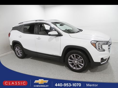 Used 2023 GMC Terrain SLT w/ Infotainment Package II AWD/4WD image 1