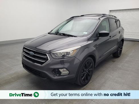 Used 2017 Ford Escape SE w/ Equipment Group 201A FWD image 1