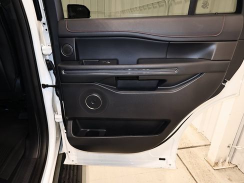 Certified 2024 Ford Expedition Limited image 19