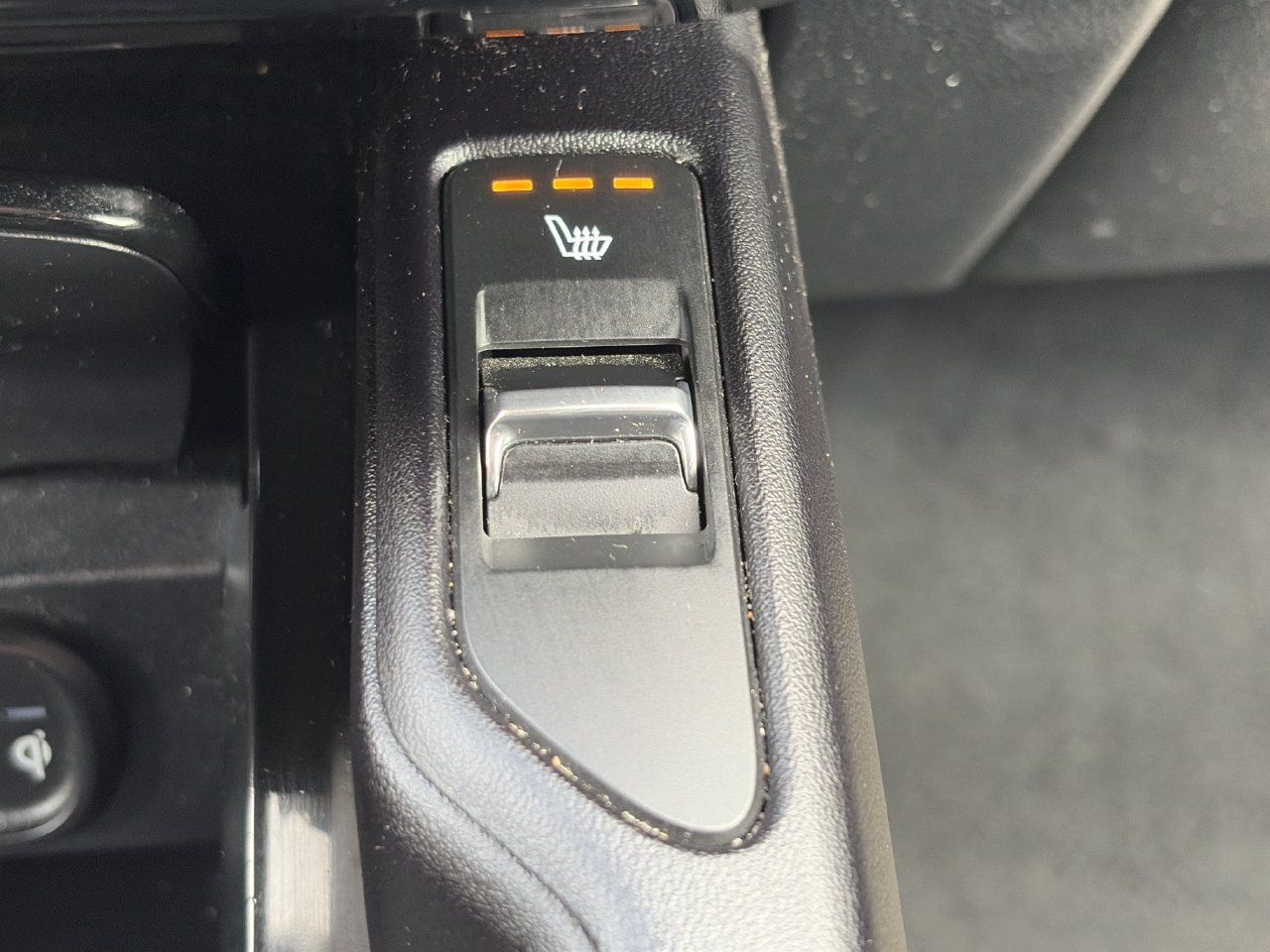 Used 2025 Kia Telluride S FWD image 7