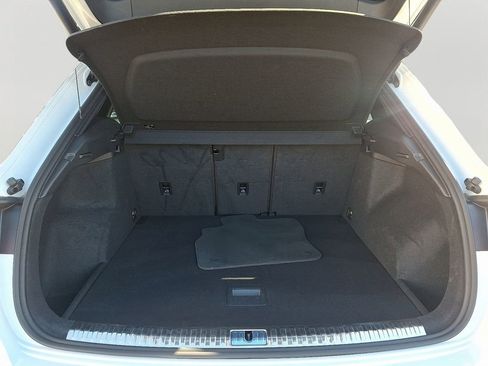 Used 2022 Audi Q3 2.0T Premium Plus w/ Premium Plus Package image 27