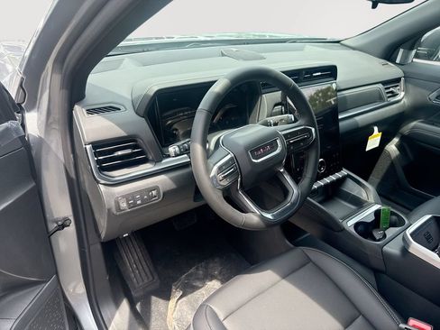 New 2027 GMC Terrain Elevation w/ Elevation Premium Package AWD/4WD image 10