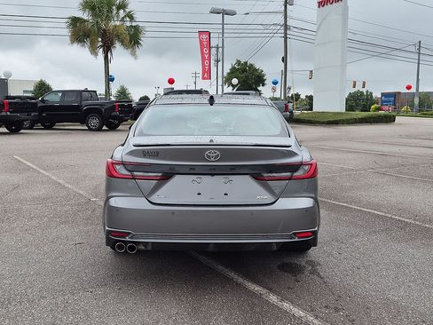 Used 2026 Toyota Camry XSE w/ Premium Plus Package FWD image 4