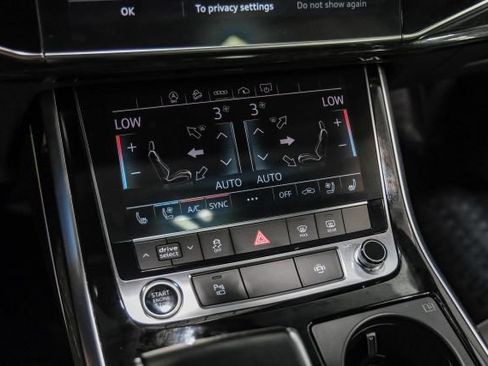 Used 2021 Audi Q8 Premium Plus w/ Premium Plus Package AWD/4WD image 28