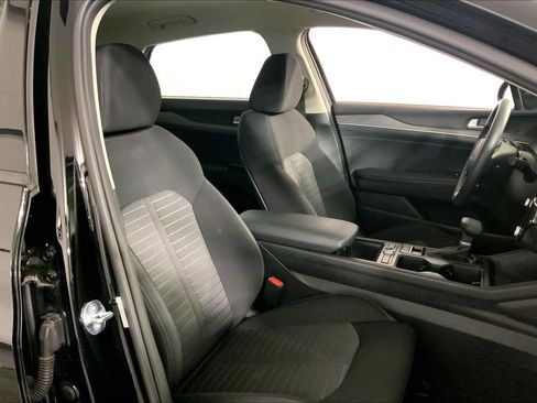 Certified 2025 Kia K5 LXS FWD image 7