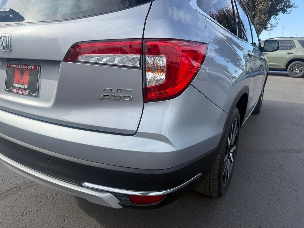 Used 2021 Honda Pilot Elite image 12