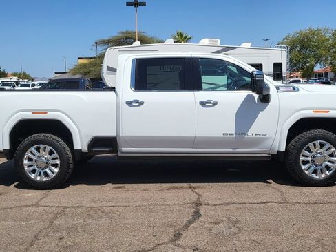 Used 2022 GMC Sierra 2500 Denali w/ Denali Ultimate Package AWD/4WD image 12