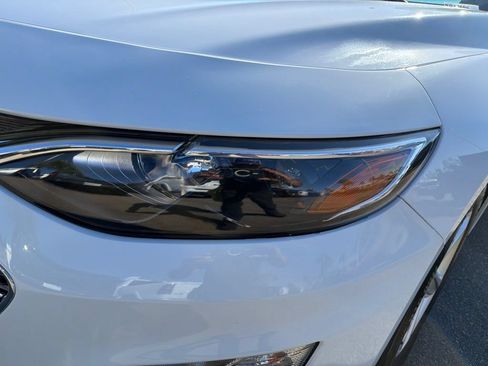 Used 2024 Chevrolet Malibu LT FWD image 10