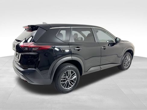 Used 2023 Nissan Rogue S FWD image 8