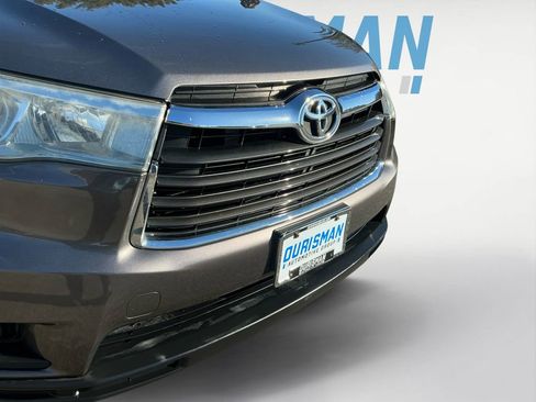Used 2016 Toyota Highlander Plus image 22
