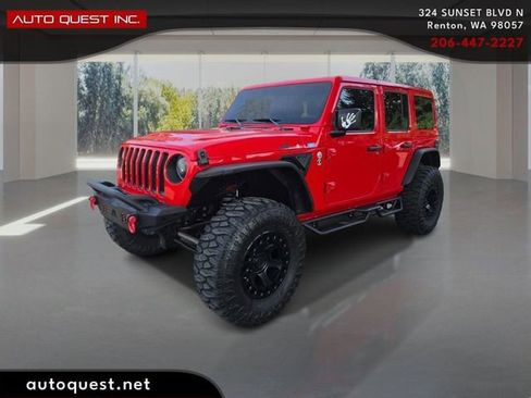 Used 2020 Jeep Wrangler Unlimited Sahara w/ Uconnect 4C Nav & Sound Group AWD/4WD image 1