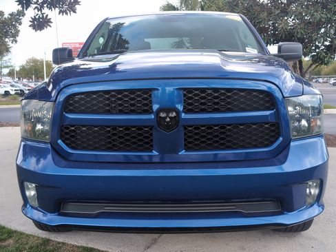 Used 2018 RAM 1500 Express w/ Express Value Package image 3