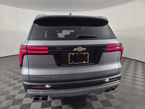 Used 2024 Chevrolet Traverse LT AWD/4WD image 6