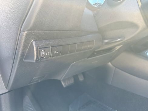 Used 2024 Toyota Corolla SE image 42