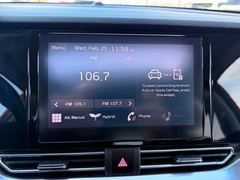 Used 2022 Kia Niro LXS image 16