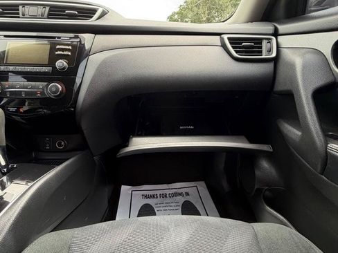 Used 2016 Nissan Rogue S FWD image 26