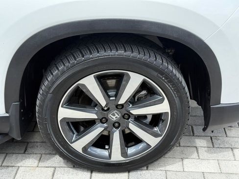 Used 2023 Honda Pilot Elite image 40