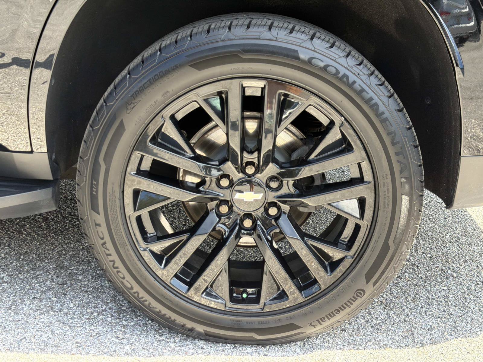 Used 2021 Chevrolet Tahoe High Country RWD image 11