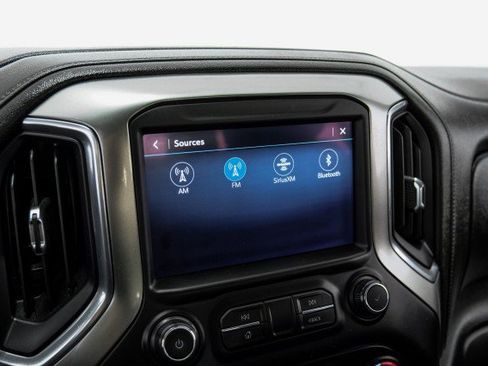 Used 2019 Chevrolet Silverado 1500 LT w/ All-Star Edition AWD/4WD image 25