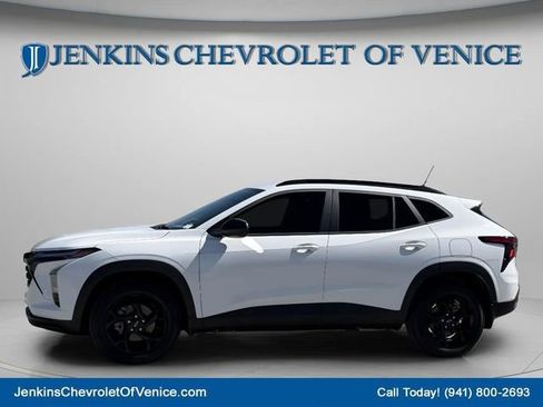 New 2026 Chevrolet Trax LT w/ Driver Confidence Package image 27