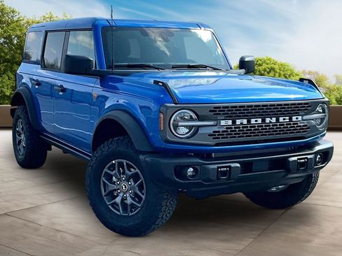 New 2025 Ford Bronco Badlands AWD/4WD image 2