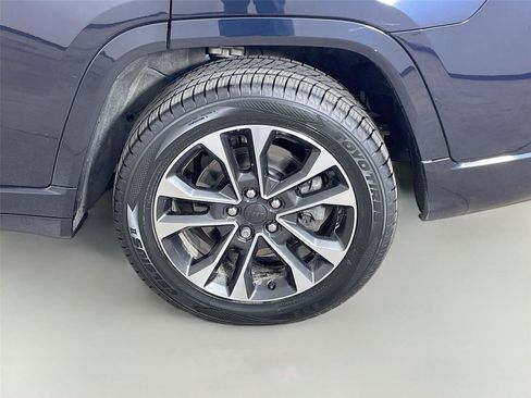 Used 2023 Jeep Grand Cherokee L Overland image 31