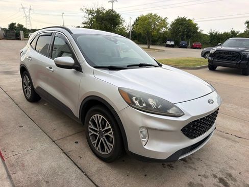 Used 2020 Ford Escape SEL AWD/4WD image 23