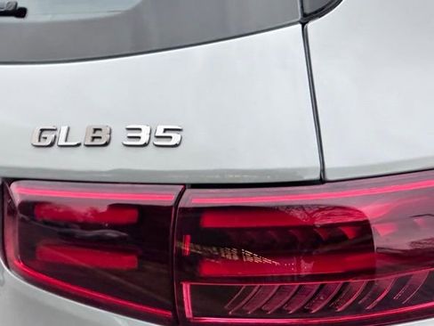 New 2026 Mercedes-Benz GLB 35 AMG 4MATIC image 11
