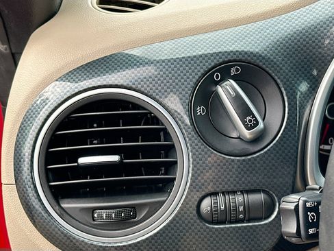 Used 2013 Volkswagen Beetle 2.0T image 10