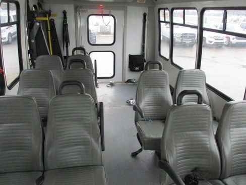 Used 2018 Ford E-450 and Econoline 450 Super Duty w/ Shuttle Bus Prep Package image 5