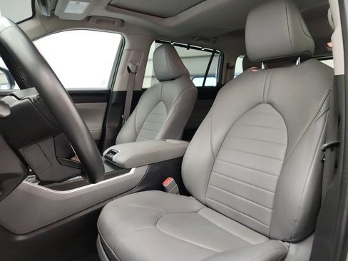 Certified 2023 Toyota Highlander XLE image 14