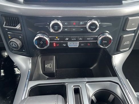 New 2026 Ford F150 XLT w/ Equipment Group 302A MID AWD/4WD image 31