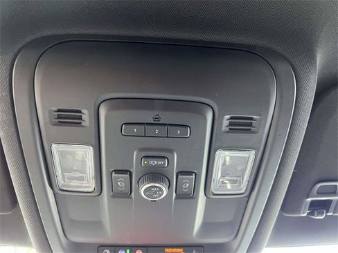 Certified 2024 Chevrolet Suburban Premier image 33